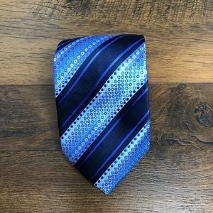 Irvine‎ Park Blue Tie